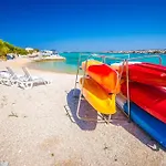 In - Sibenik Riviera 36600 Primošten