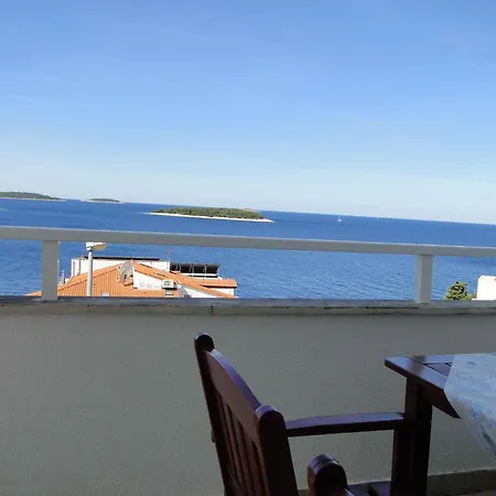 In - Sibenik Riviera 36600 דירה פרימוסטן