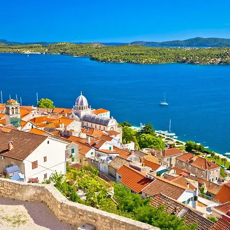 In - Sibenik Riviera 36600