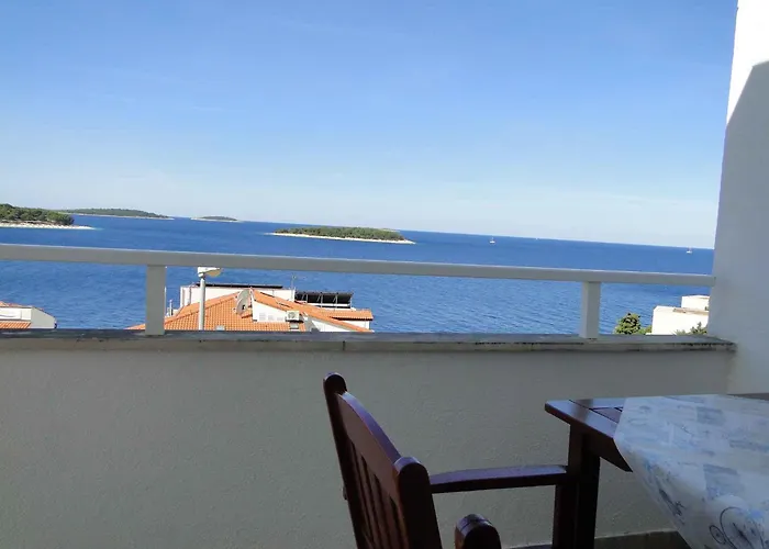 In - Sibenik Riviera 36600 דירה פרימוסטן