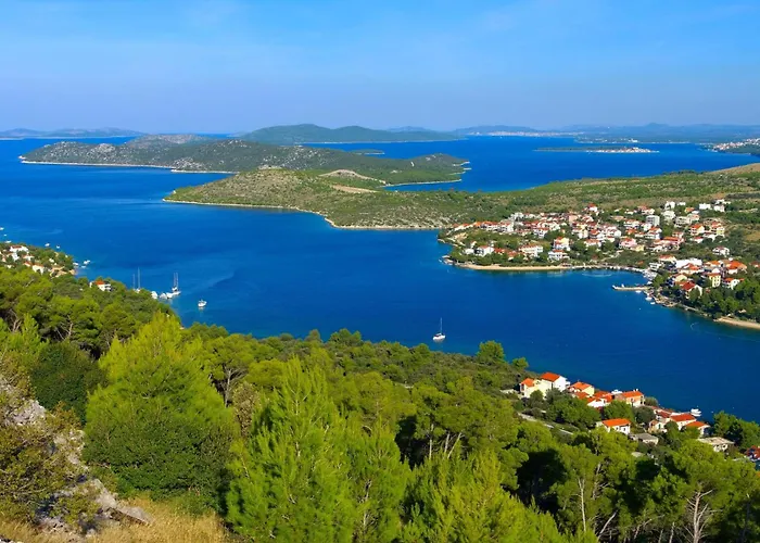 In - Sibenik Riviera 36600 * פרימוסטן