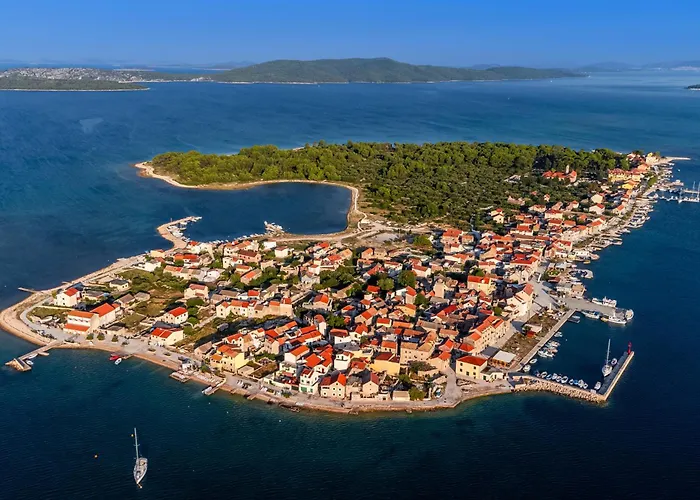 In - Sibenik Riviera 36600 דירה *