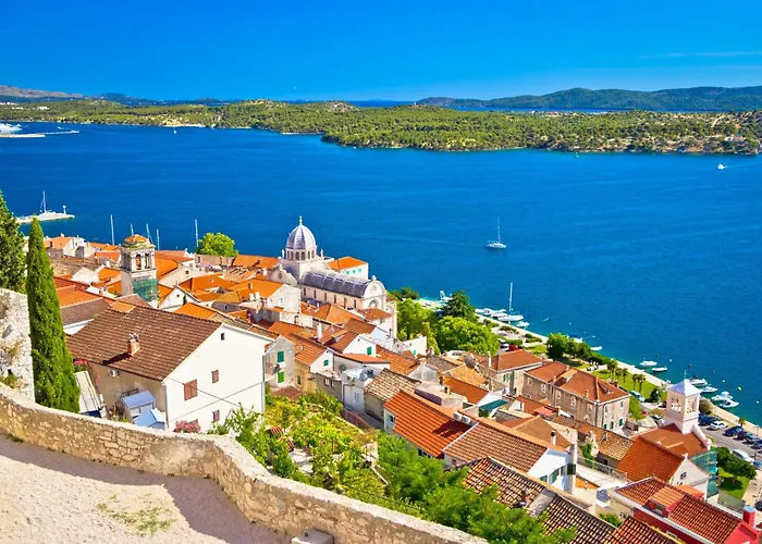 In - Sibenik Riviera 36600